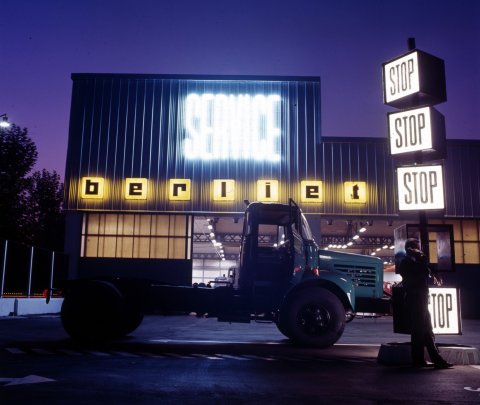 Berliet GLR Base service Lyon Mermoz 1965