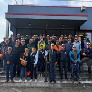 Équipes de Berthier Trucks et HUILES BERLIET réunies pour une journée d’échanges techniques.