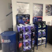 Nouveautés HUILES BERLIET : les présentoirs produits en concessions