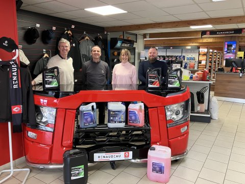 Poids Lourd Drouais Dreux aux côtés des HUILES BERLIET
